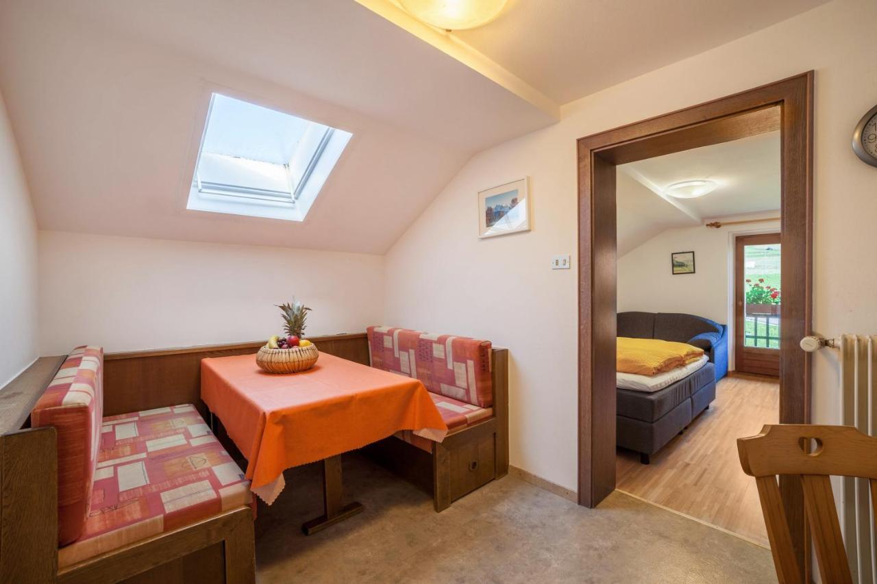 Rieglhof Apartment Hennennest Caprone Extérieur photo